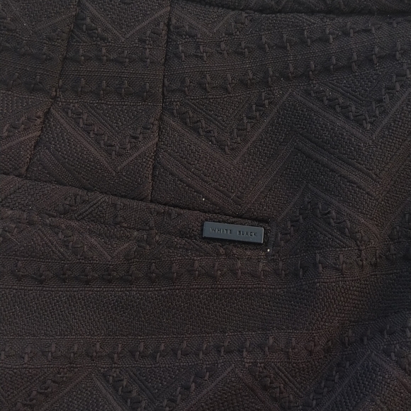 Shorts - Picture 2 of 5